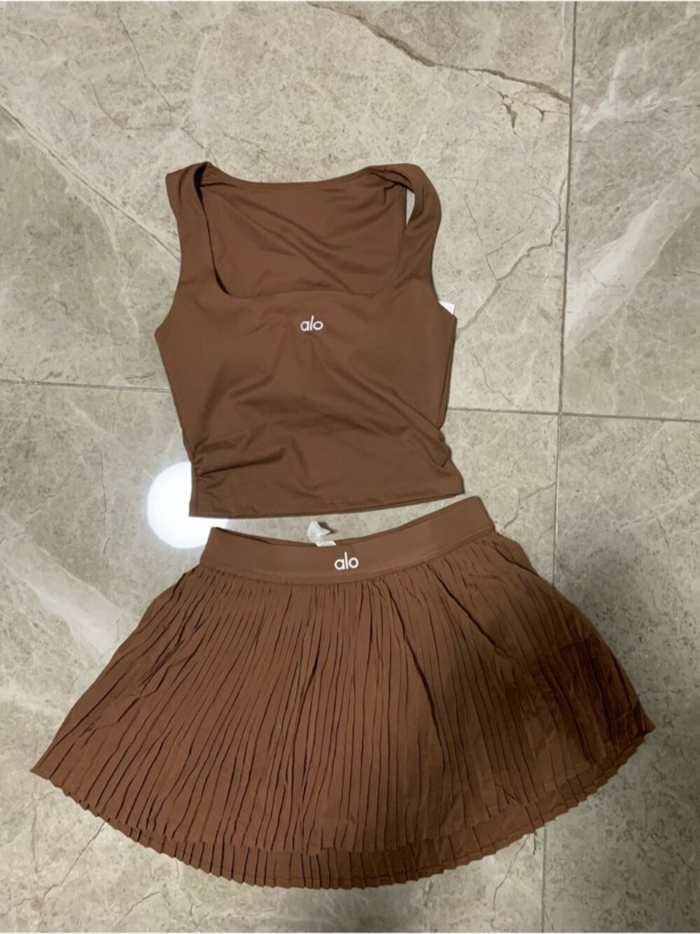 ALO Yoga Brown Pleated Skirt Set - Cropped Tank & Pleated Skirt